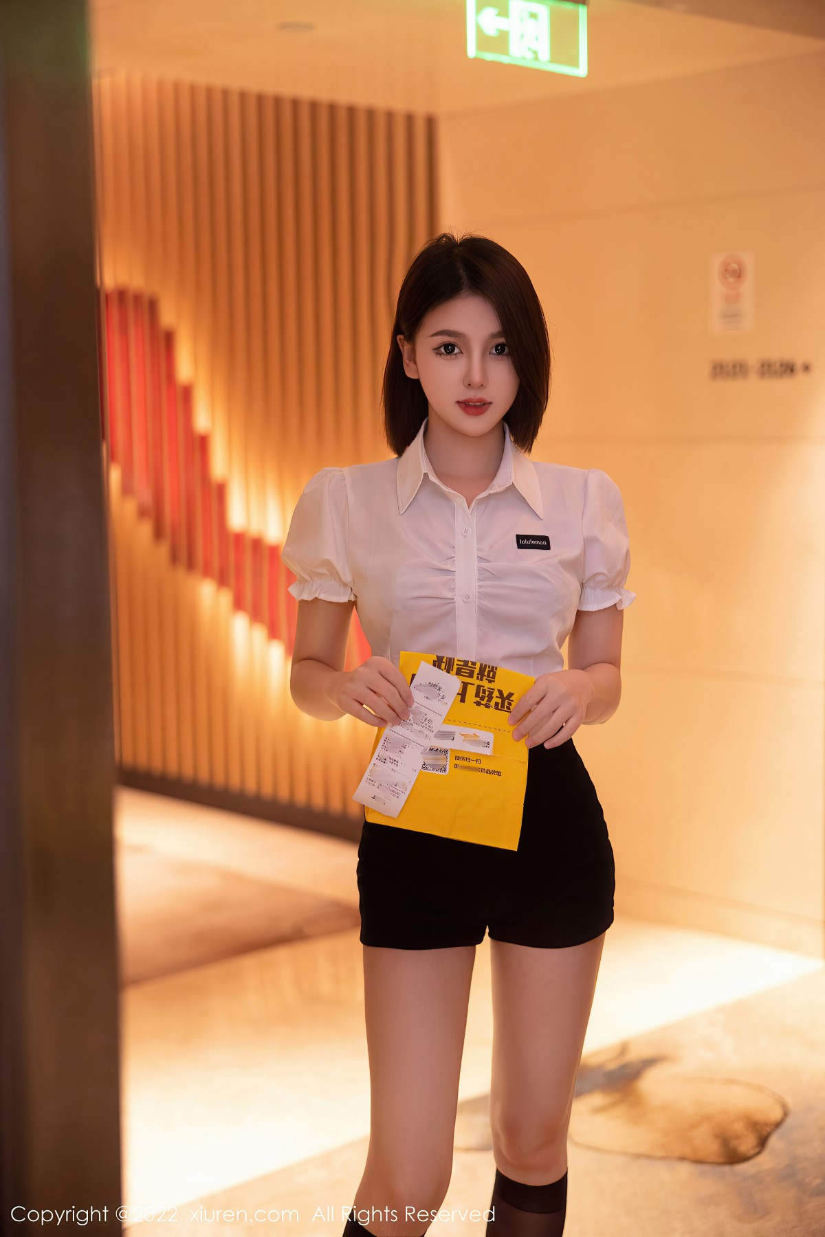 XiuRen秀人网 No 5702 Mei Yang Yang 0001 3167128529.jpg