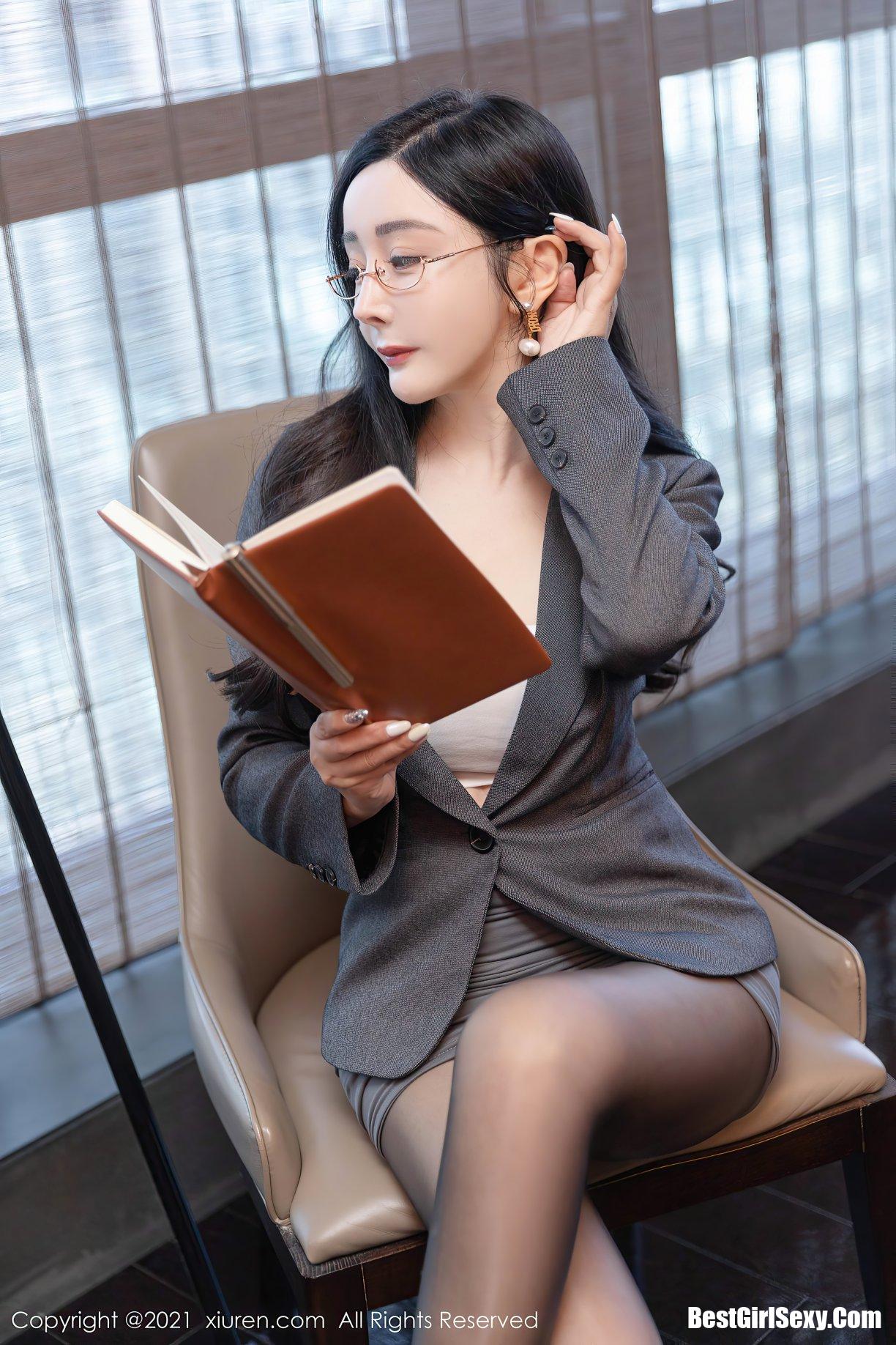 XiuRen秀人网 No.4072 Yun Er 13