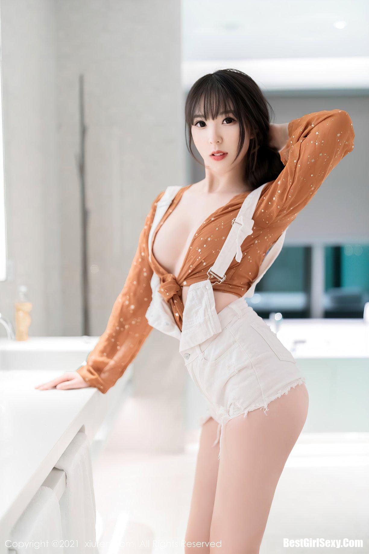 XiuRen秀人网 No.4015 Liang Ren Fei Ai Ren 18