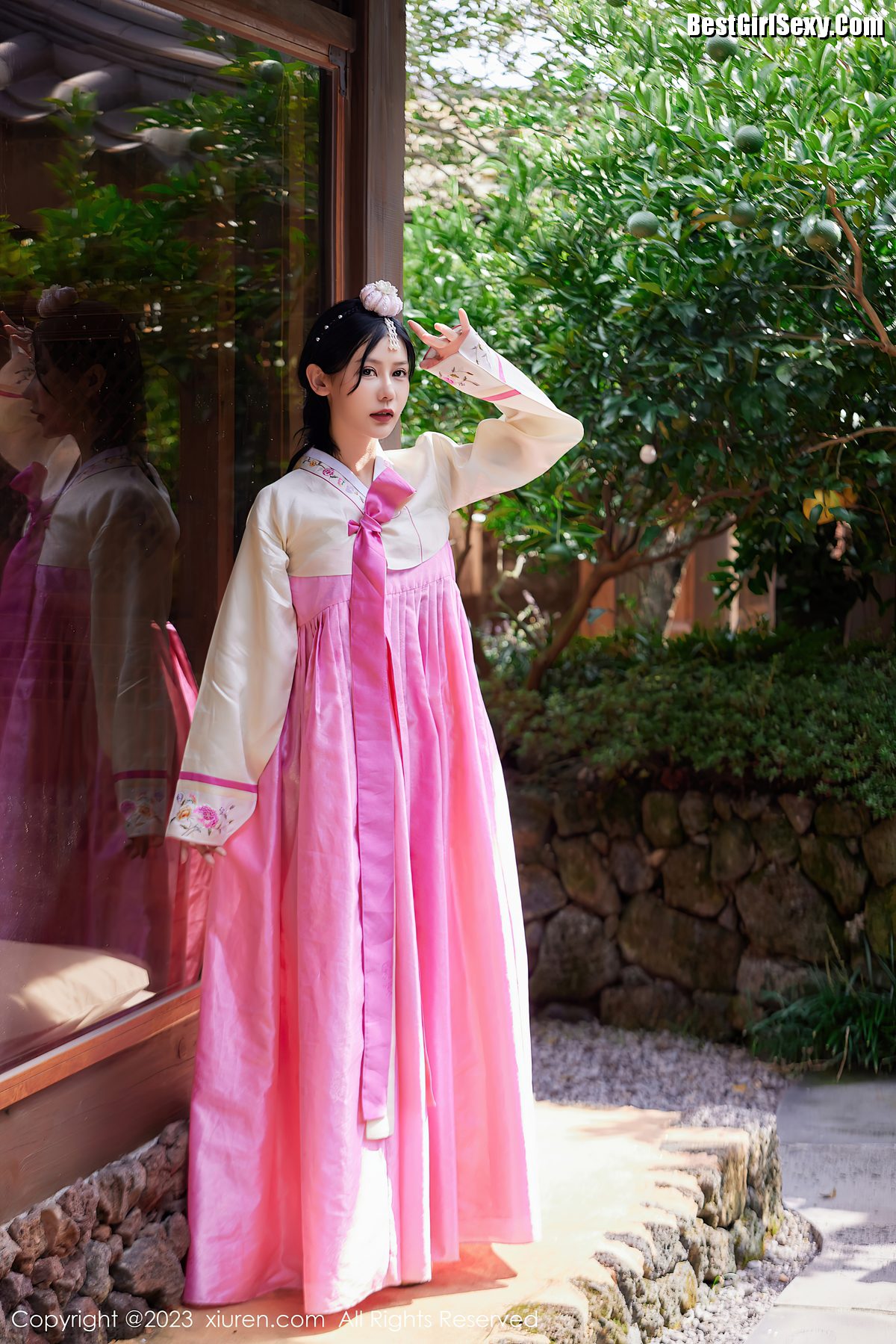 XiuRen秀人网 No 7564 Yi Tian Tian 0001 7238518371.jpg
