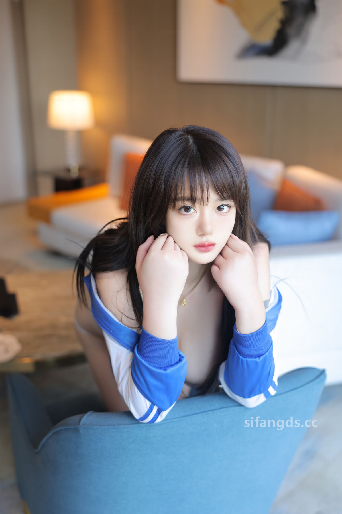 XR Uncensored Chen Qi Qi 陈柒柒 R18 秀人网模特 清纯学生装 0028 5649345357.jpg