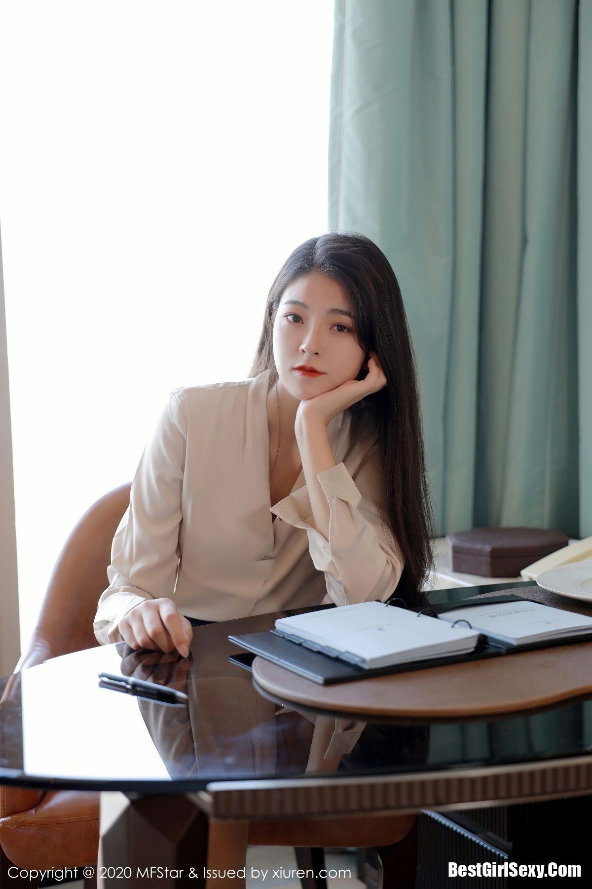 MFStar模范学院 Vol.418 Su Yu Tong-爱秀网