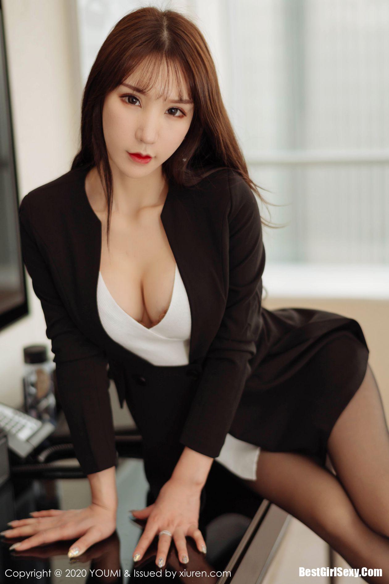 HuaYang Vol.234 Zhou Yu Xi 30