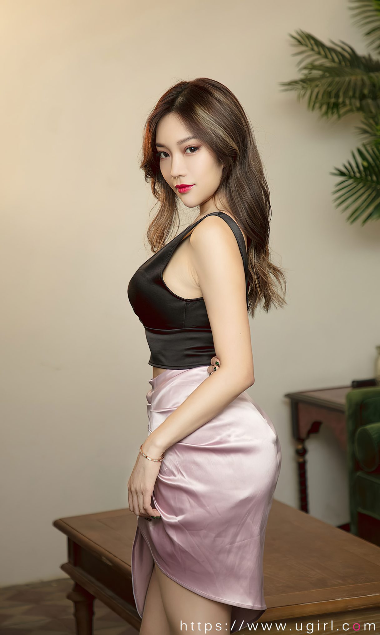 Ugirls App尤果圈 No.2248 微胖的小狐狸 0016.jpg