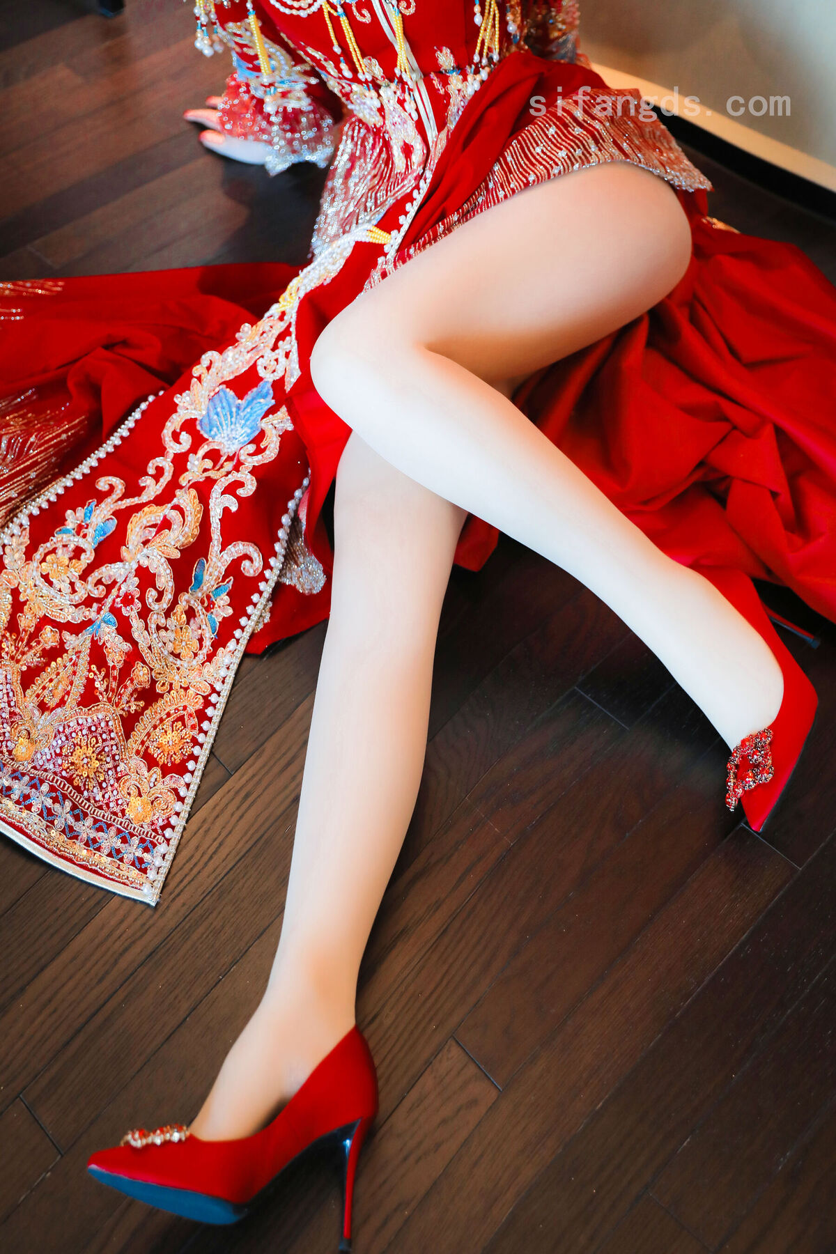 XR Uncensored Dan Dan Bao 蛋蛋宝 R18 秀人网模特 秀禾服 0007 4128544418.jpg