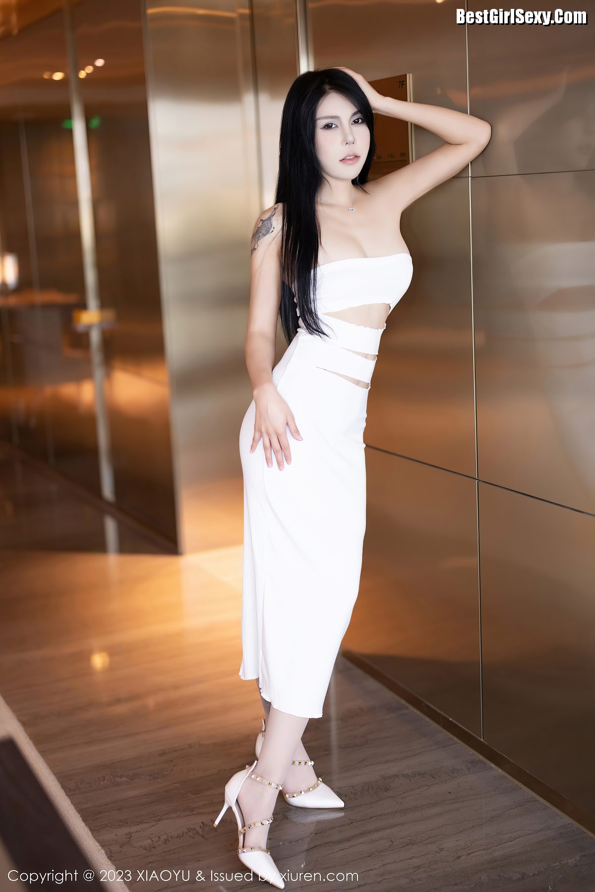 XiaoYu语画界 Vol 1141 Jin Chun Yi 0007 7768670430.jpg