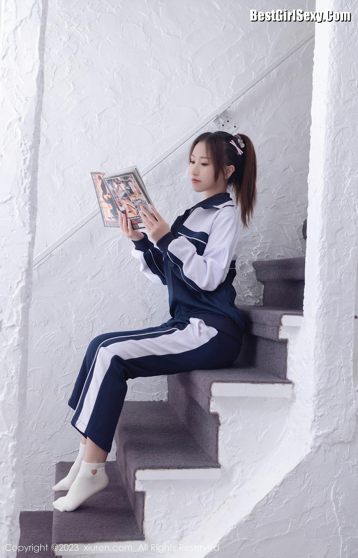 XiuRen秀人网 No 7528 Xing Ya Da XiuRen秀人网 No 7528 杏子Yada 0013 5945332417 7569708492.jpg