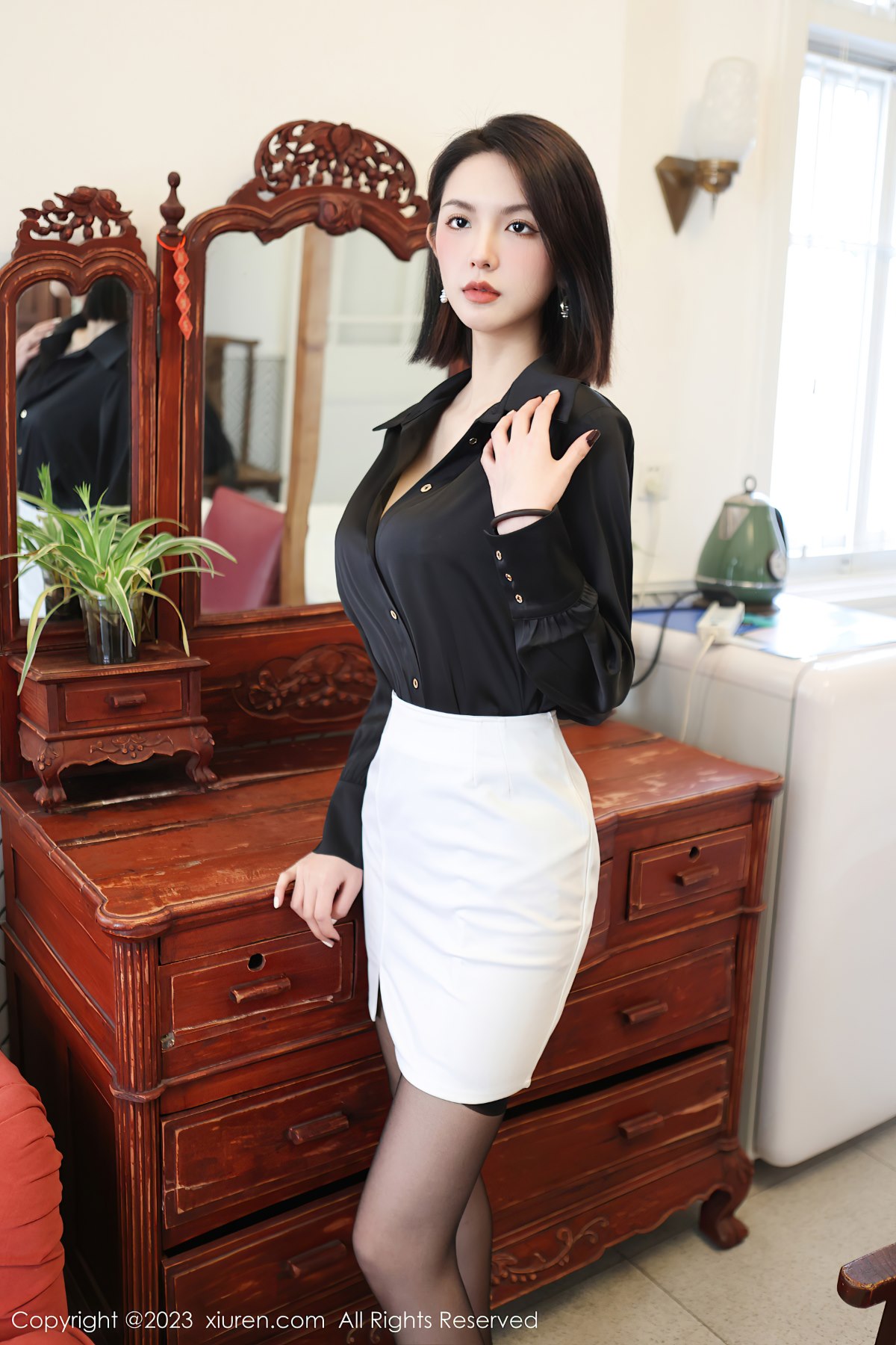 XiuRen秀人网 No 6356 Qiao Yi Yi 0006 3875659570.jpg