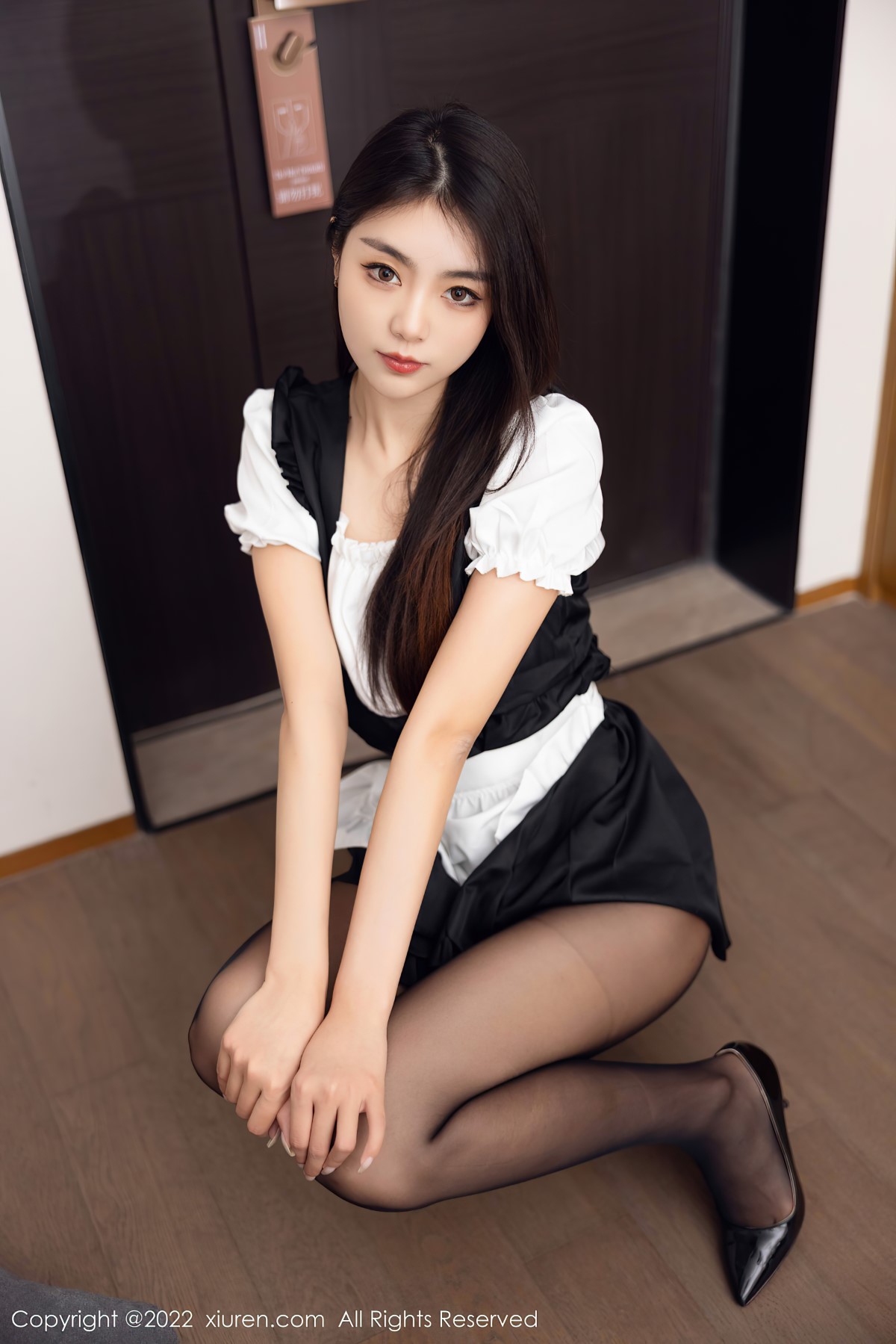 XiuRen秀人网 No 5706 Vicky 0013 4612243386.jpg