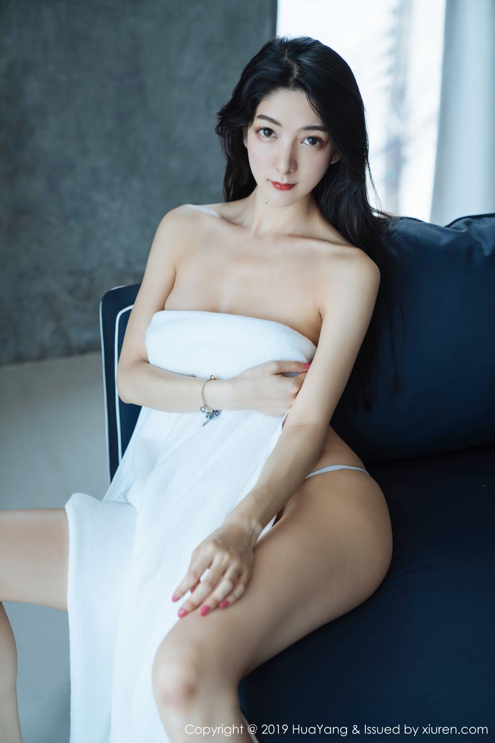 Huayang Vol.108 Di Yi 39
