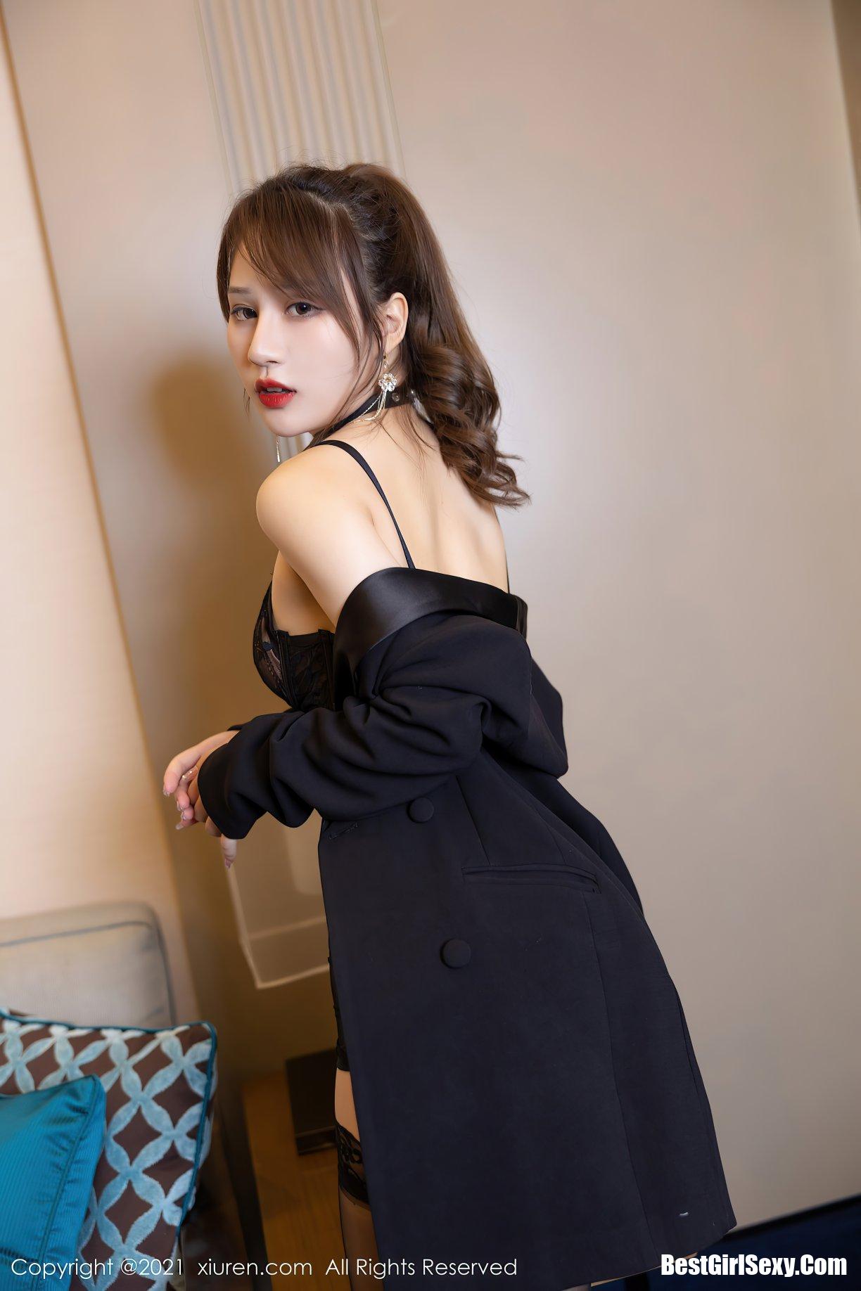 XiuRen秀人网 No.4017 Zhang Xin Xin 25