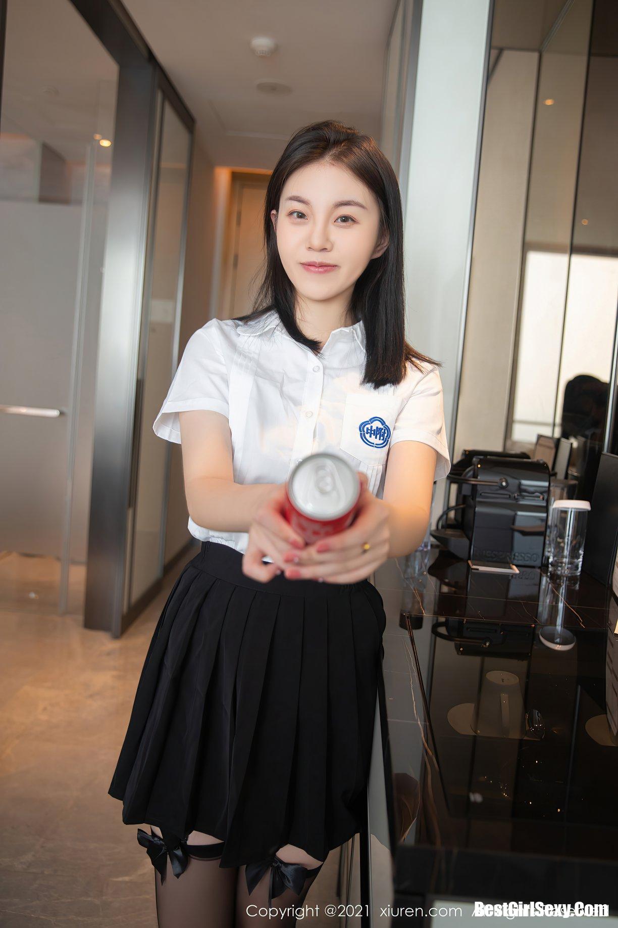 XiuRen秀人网 No.4049 Yi Ke Tian Dan Huang A 5