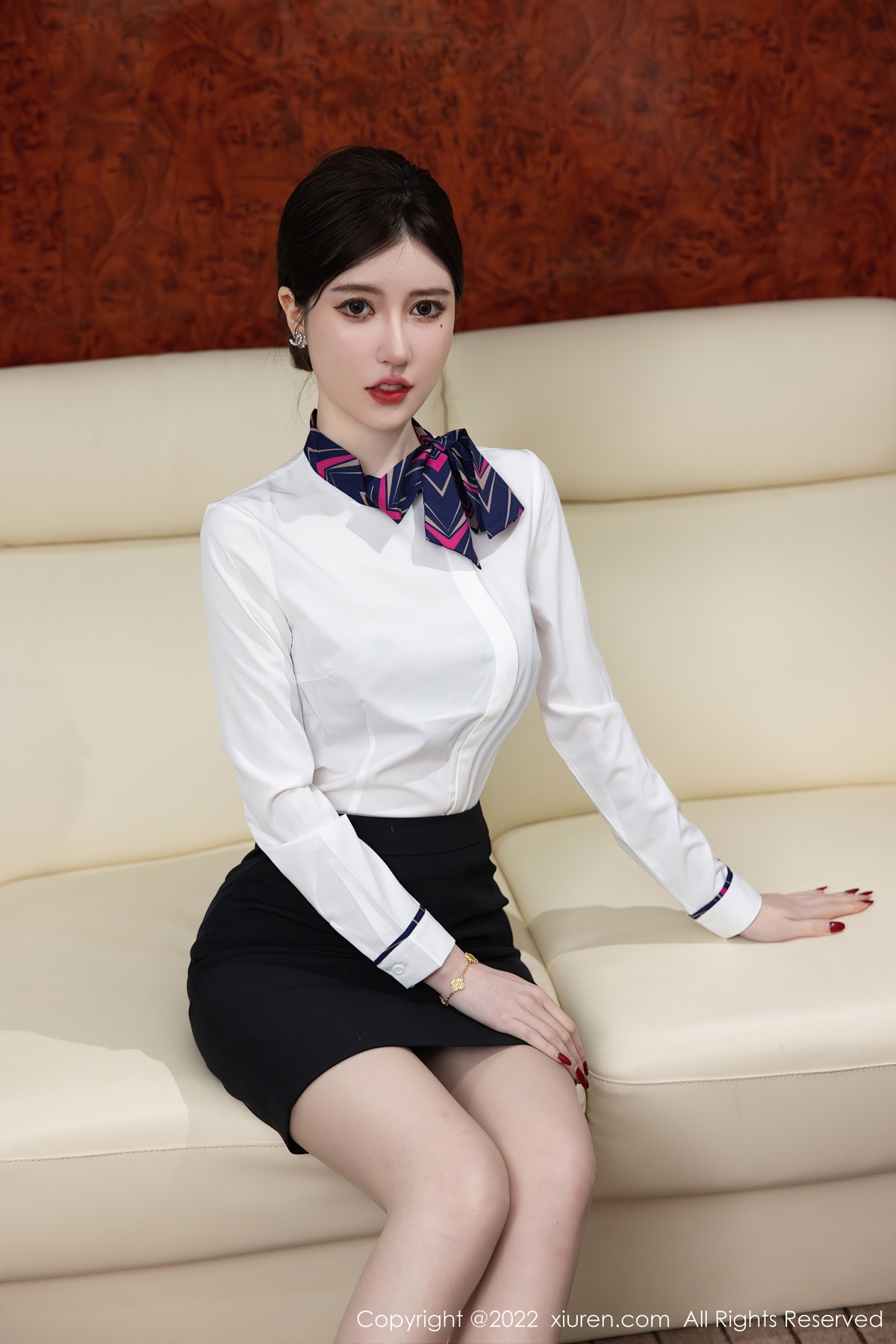 XiuRen秀人网 No 5696 Mei Tao Jiang 0002 9621921283.jpg