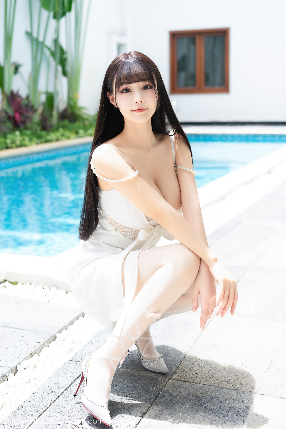 XiuRen秀人网 No 5755 Zhu Ke Er Flora 0002 6767888310.jpg