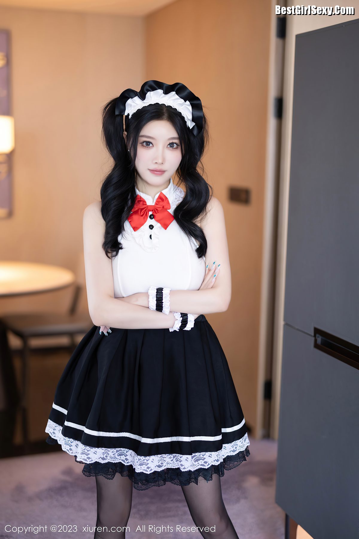 XiuRen秀人网 No 7590 Yang Chen Chen Yome 0001 2203886102.jpg