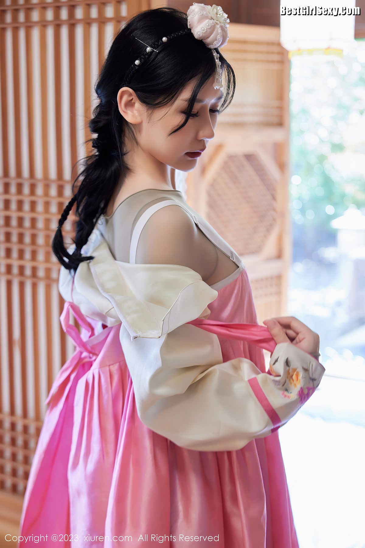XiuRen秀人网 No 7564 Yi Tian Tian 0010 5047710569.jpg
