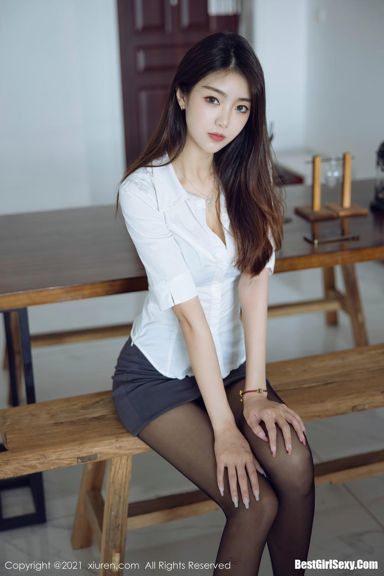 XiuRen秀人网 No.4019 Vicky 3