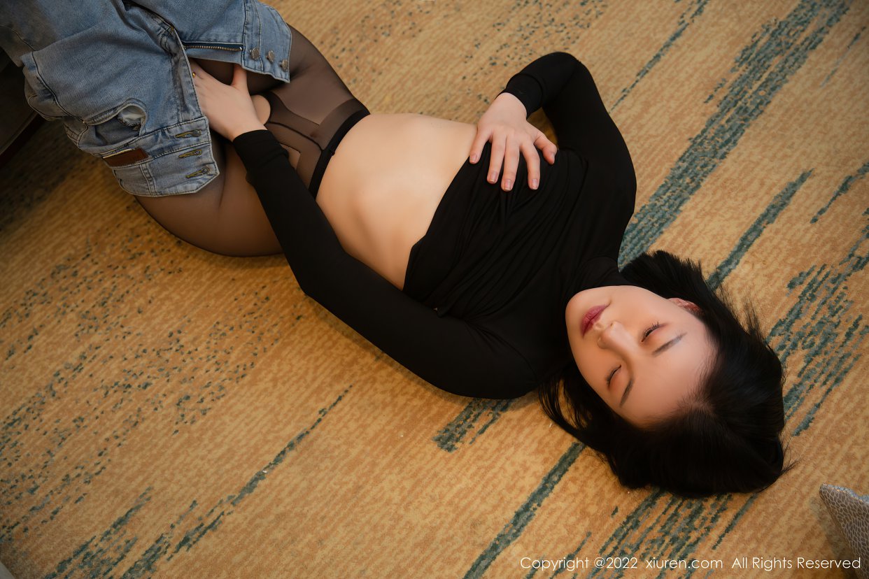 XiuRen秀人网 No.4423 一颗甜蛋黄a 0052