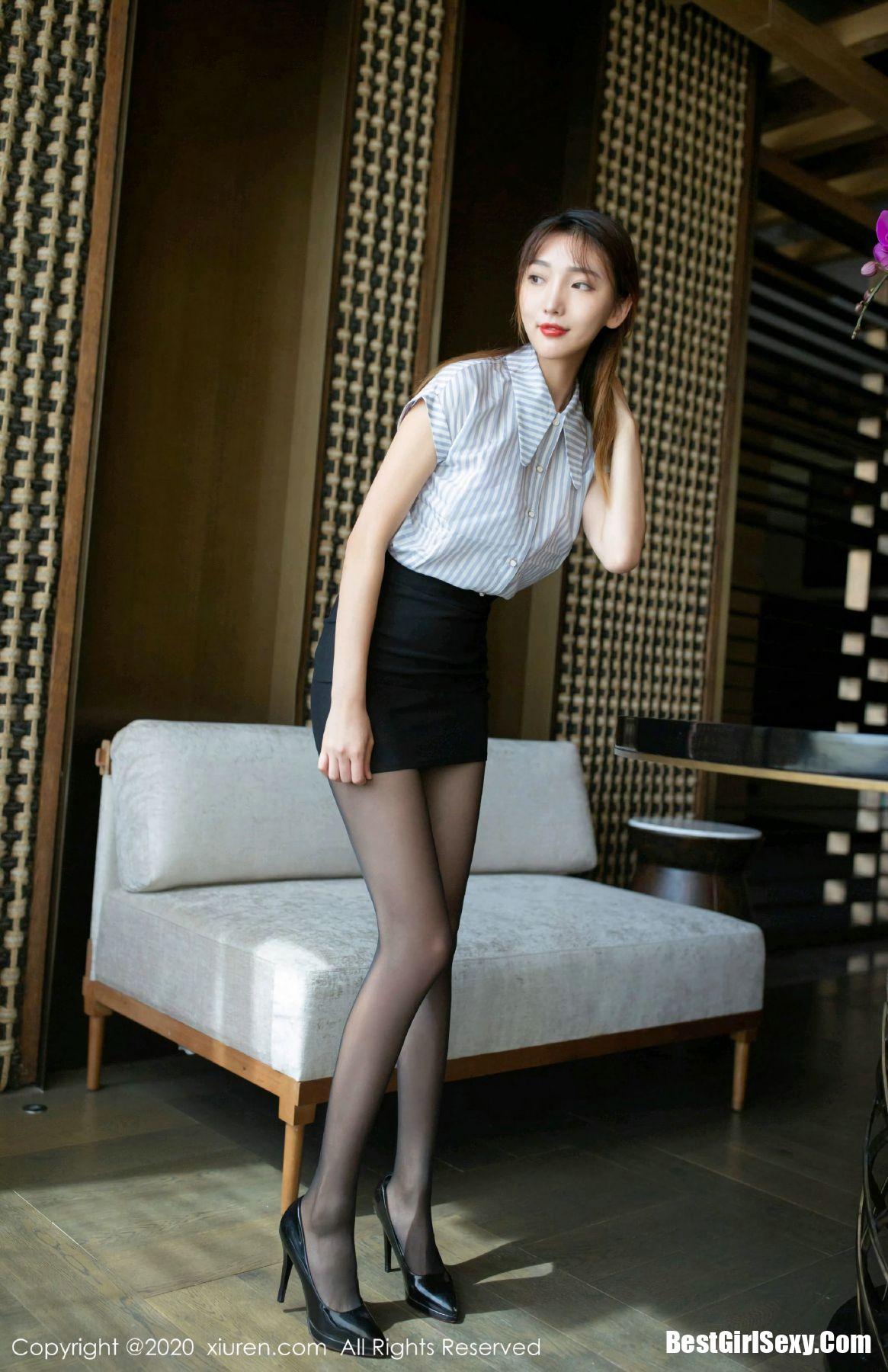 XiuRen秀人网 No.2810 Lu Xuan Xuan