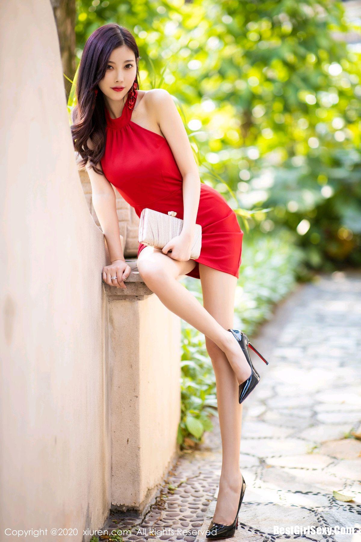 XiuRen Vol.2373 Yang Chen Chen 18