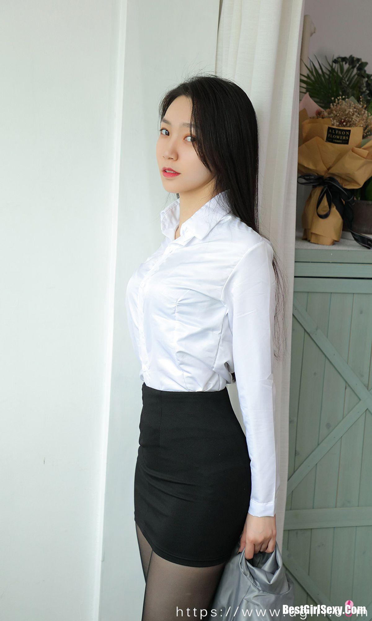 Ugirls App尤果圈 No.2069 Xiao Tao Zi-爱秀网