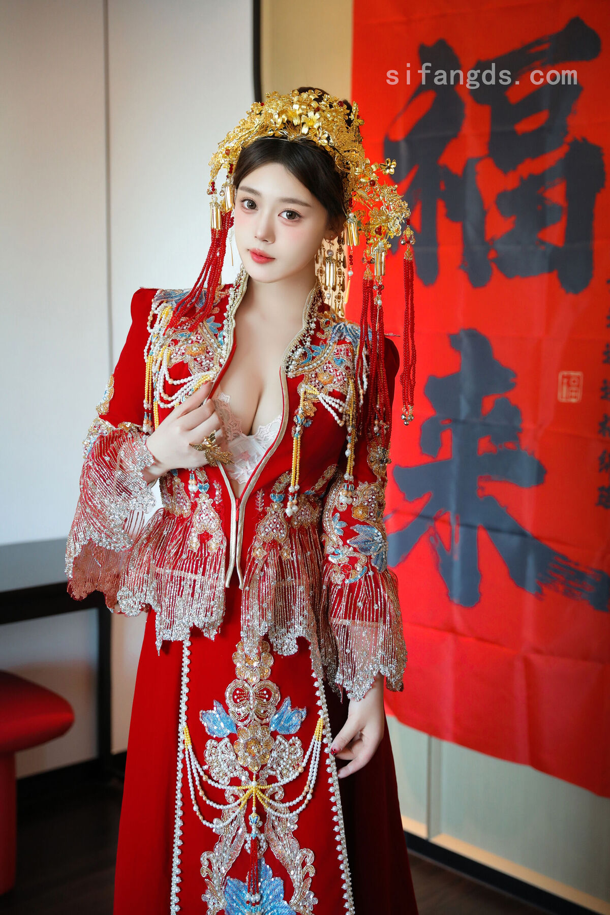 XR Uncensored Dan Dan Bao 蛋蛋宝 R18 秀人网模特 秀禾服 0013 1960171359.jpg